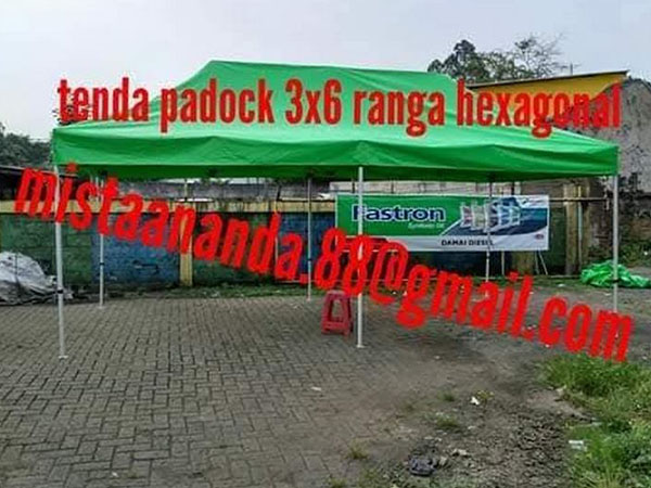 Tenda Paddock (1) Tenda Paddock (1)